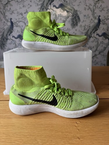Nike free flyknit size 8 - size,