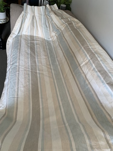 Laura ashley pinch - ashley, pleat