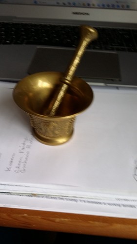 Vintage small mortar - small,