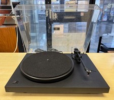 Pro-Ject DEBUT II Turntable