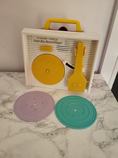 Fisher Price Toy Classic Record Player Music Box Toy 2014 Mattel Item 1697 Works