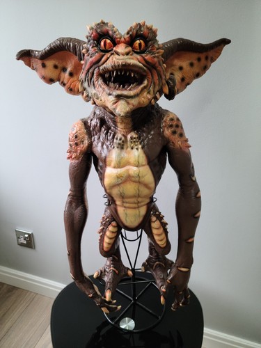 Neca gremlins replica - 1:1,
