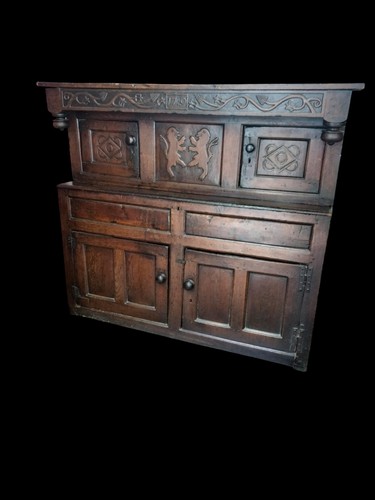 Antique welsh oak - welsh, deuddarn