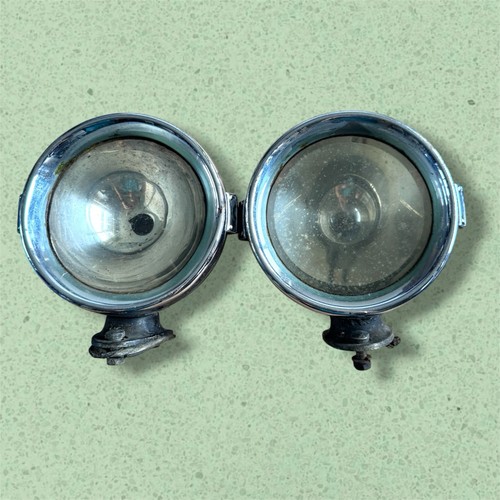 Vintage pair cav - cav, side