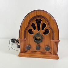 Vintage Style Cathedral Radio
