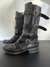 Fiorentini & Baker black