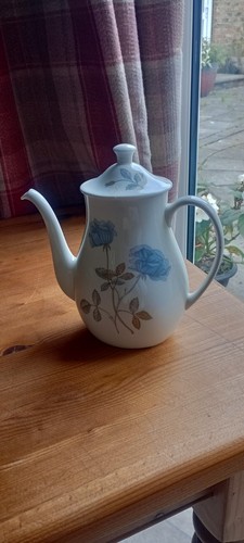 Wedgewood vice rose design - vice,