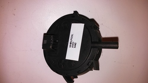 Pressure switch suitable for - pressure,
