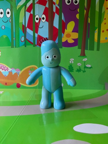 The night garden sensory - in,