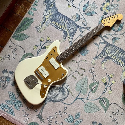 Squier mascis jazzmaster - squier,