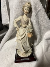 Giuseppe Armani Figurine