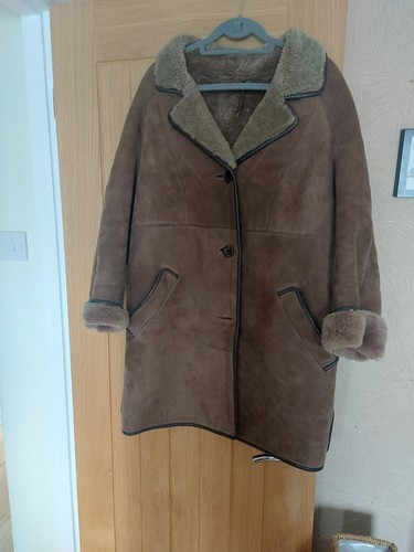 Vintage womens sheepskin coat - vintage,