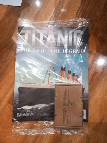 Build the titanic - titanic, scale