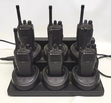 6x Motorola CP040 4-channel UHF Radio Walkie-Talkie - with Tiered Charger