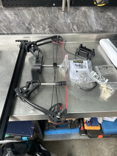 Compound bow arrows - bow, set