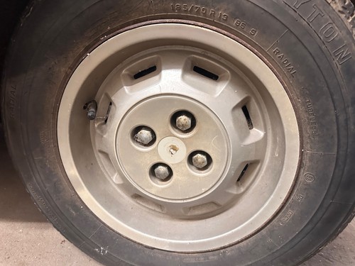 Triumph wheel trims x - triumph, 4