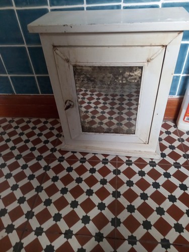 Vintage tin medical cabinet - medical,
