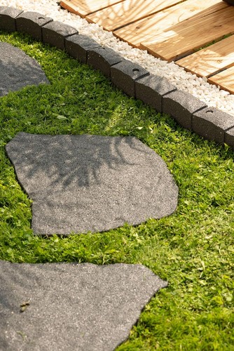 Natural stone garden stepping - natural,