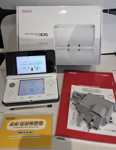 Nintendo 3ds console ice white - console,