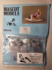 Mascot Models TR 29 Tim Richards 90mm White Metal Girl Figures