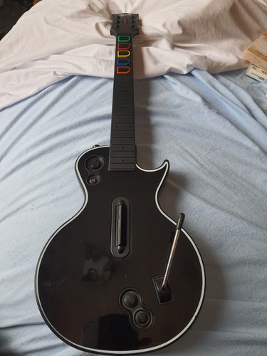 Gibson les paul guitar hero - guitar,
