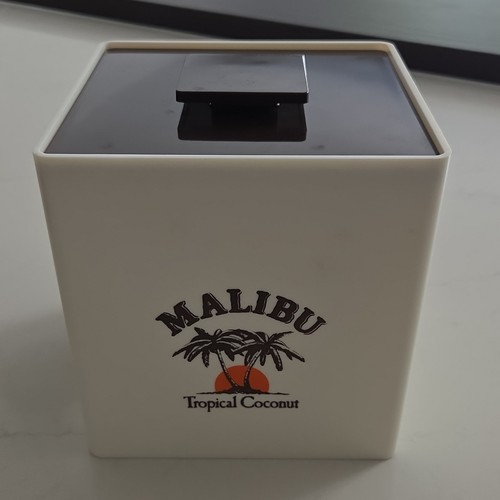 Vintage malibu rum ice - malibu, bucket