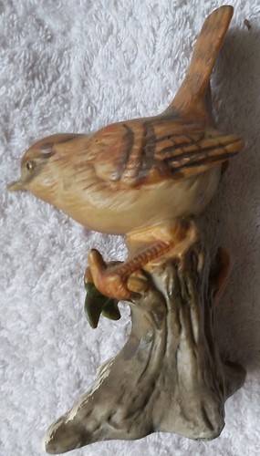 Vintage taiwan porcelain wren - porcelain,