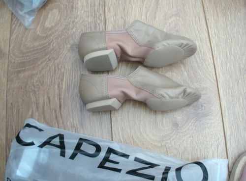 Capezio split sole tan - sole,