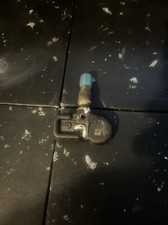 Lexus IS300H Tyre Pressure