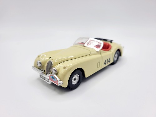 Vintage corgi 414 jaguar - corgi,