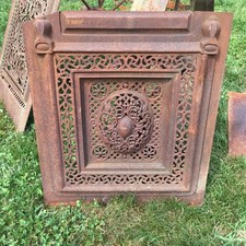 Antique Ornate Cast Iron Fireplace Cover French Fleur De Lis 20.5in x 24.in