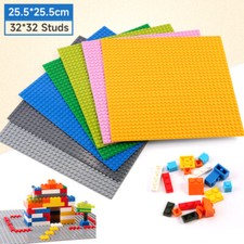 32 x 32 studs 25 x 25 cm