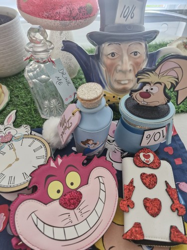 Paul cardew mad hatter tea - mad,
