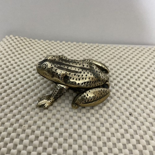 Vintage brass hinged frog - brass,