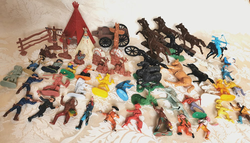 Vintage plastic wild west - vintage, plastic,