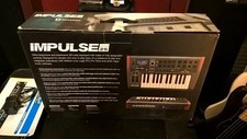 NOVATION IMPULSE 25 keyboard