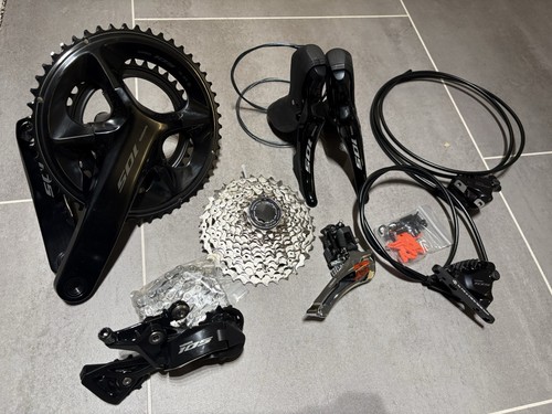 Shimano 105 group set disc - 105,