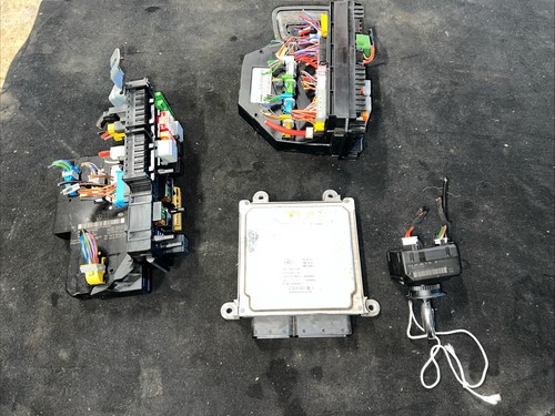 Mercedes c200 w204 coupe ecu - mercedes,