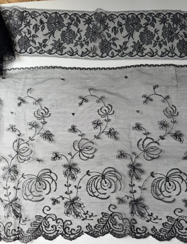 Antique lace fine - antique,