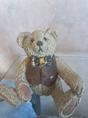 Beau bear archibald figurine - bear,