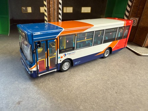 Cmnl ukbus 3021 dennis dart - cmnl,