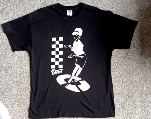 The beat black white t - &,