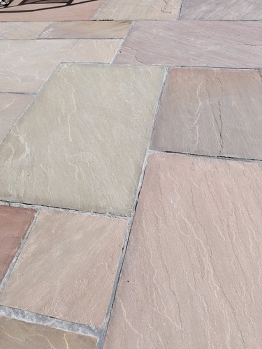 Sandstone paving slabs mixed - sandstone,