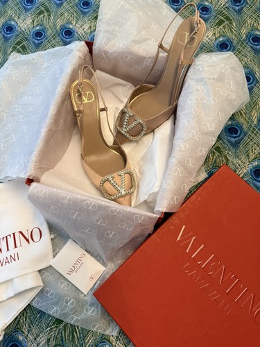 Authentic bnib valentino - bnib,