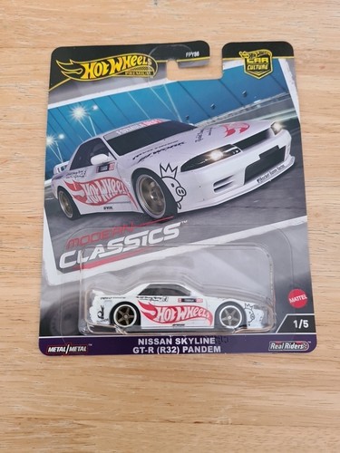 Hotwheels nissan skyline r - nissan,