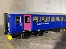 Hornby R3352 OO Gauge Class 153 2 Car DMU First Great Western Boxed