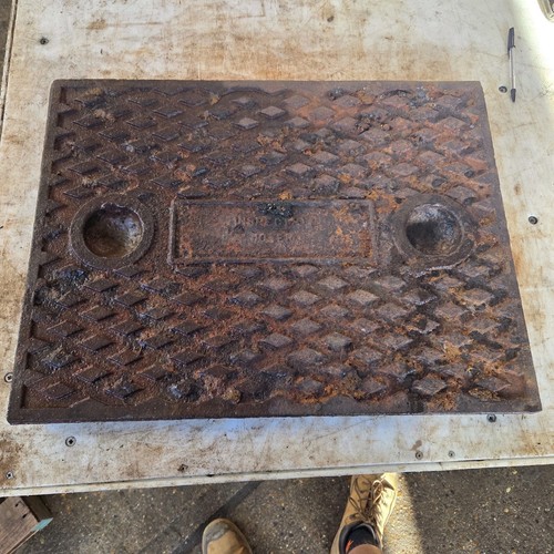 Cast iron manhole - drain, cover