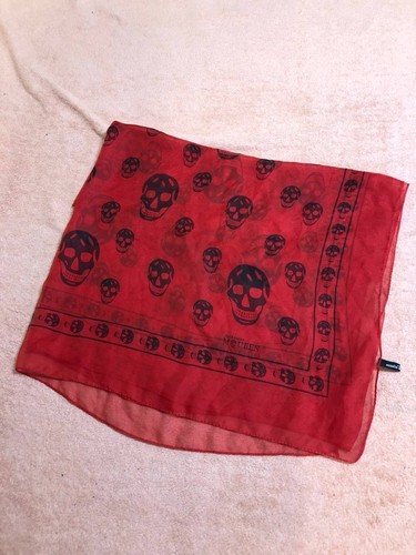 Alexander mcqueen skull silk - alexander,