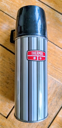 Litre vintage thermos - .23,