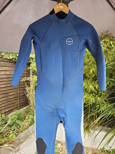 Xcel kids age - 13-14, 3.2mm